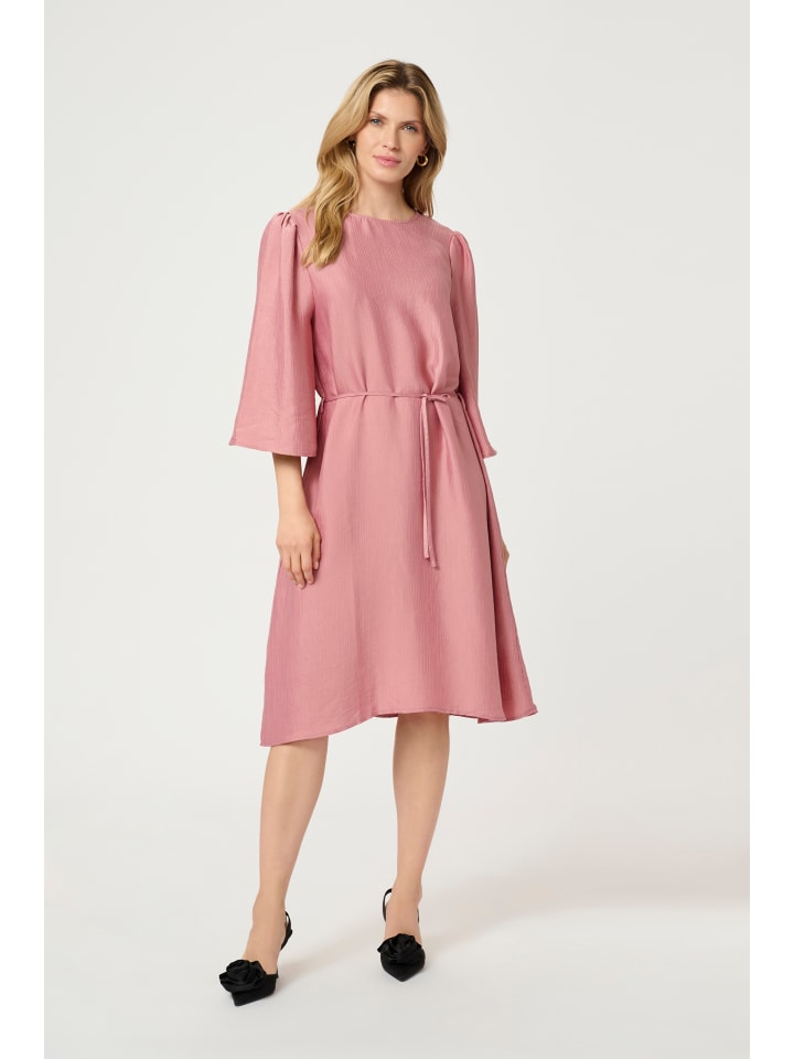 Платье KAvictoria Regular Fit в цвете Mesa Rose Kaffe
Платье KAvictoria Regular Fit в цвете Mesa Rose Kaffe
