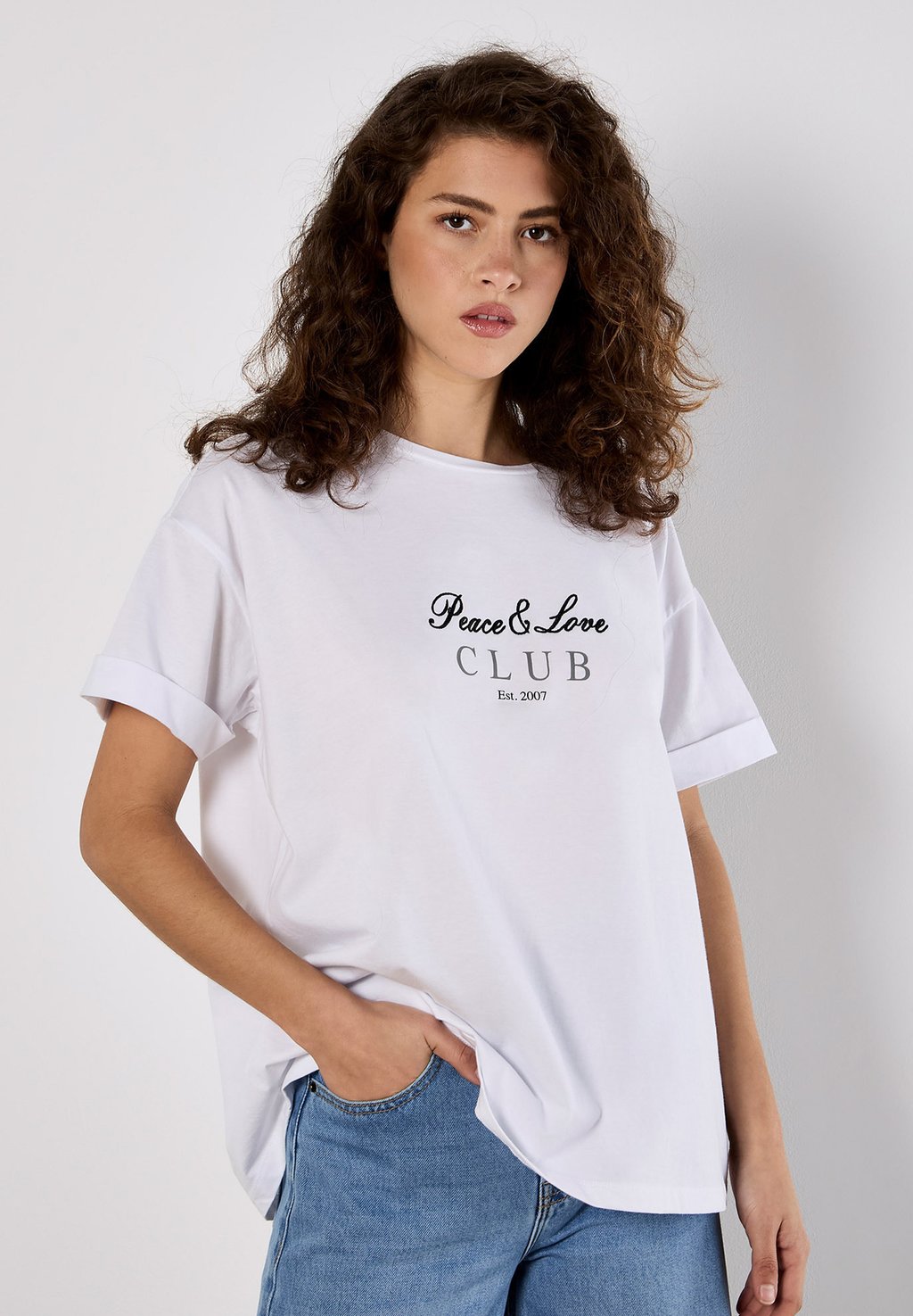 Футболка с принтом Apricot, белый
Футболка с принтом Apricot, белый