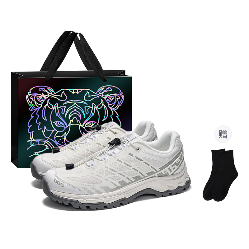 Kappa Антискользящие износостойкие мужские ковзалки классические белые прохладный серый, цвет Classic White/Cool Gray (Black Tiger Shopping Bag Clothing Sets) 
Kappa Антискользящие износостойкие мужские ковзалки классические белые прохладный серый, цвет Classic White/Cool Gray (Black Tiger Shopping Bag Clothing Sets)