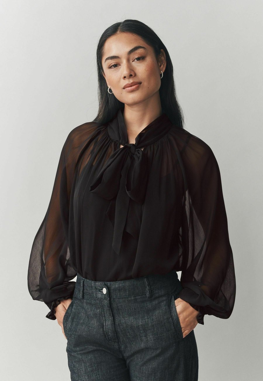 Блуза Laura Ashley Blouse, Black
Блуза Laura Ashley Blouse, Black