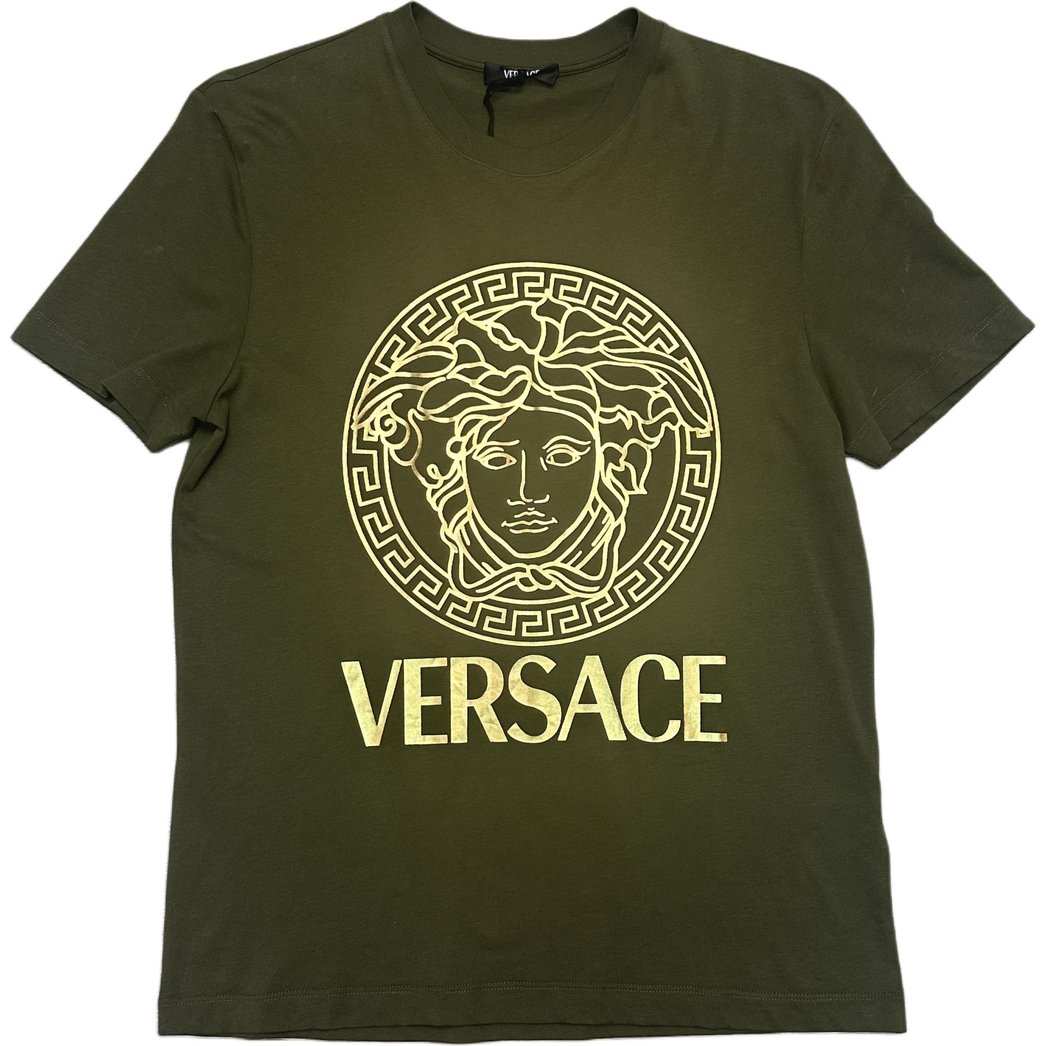 VERSACE Футболка SS24 мужская темно-зеленая, Зеленый, VERSACE Футболка SS24 мужская темно-зеленая
VERSACE Футболка SS24 мужская темно-зеленая, Зеленый, VERSACE Футболка SS24 мужская темно-зеленая