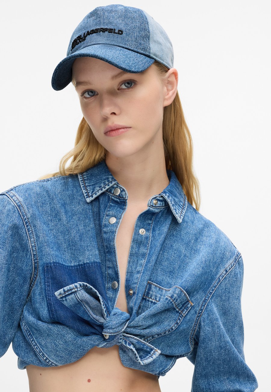 Бейсболка Karl Lagerfeld Jeans TWO UNISEX, Blue/Blue Denim
Бейсболка Karl Lagerfeld Jeans TWO UNISEX, Blue/Blue Denim