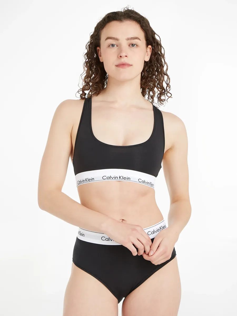 Calvin Klein Underwear Бюстгальтер-бралетт "Современный хлопок" со спинкой-борцовкой, черный
Calvin Klein Underwear Бюстгальтер-бралетт "Современный хлопок" со спинкой-борцовкой, черный