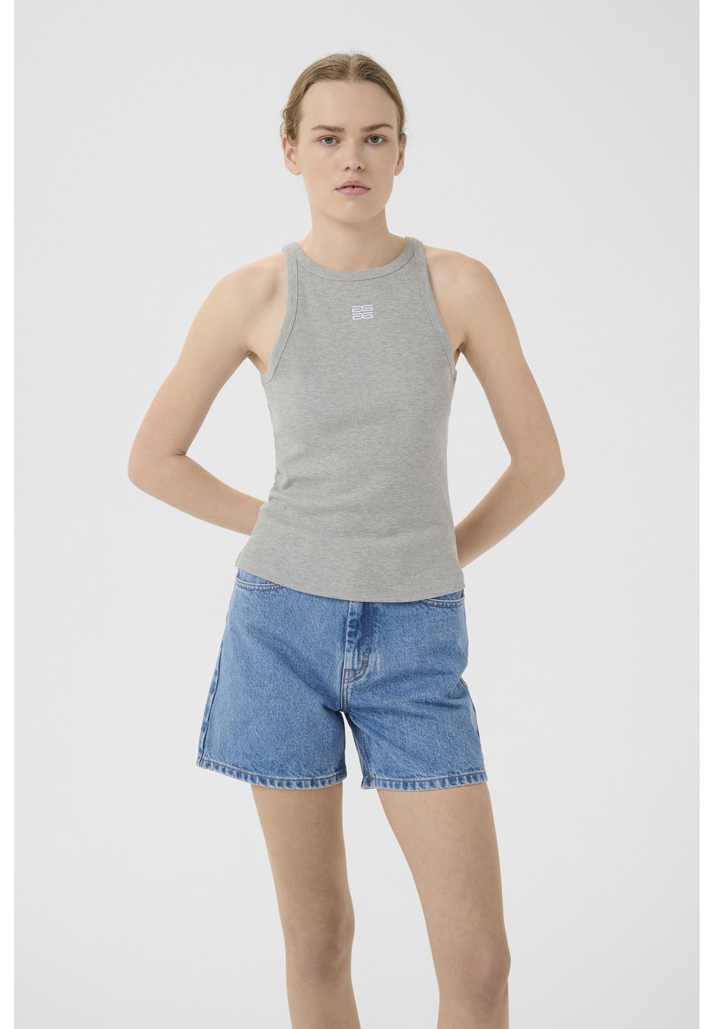 Топ DREW MEL LOGO Gestuz, пятнистый серый 
Топ DREW MEL LOGO Gestuz, пятнистый серый