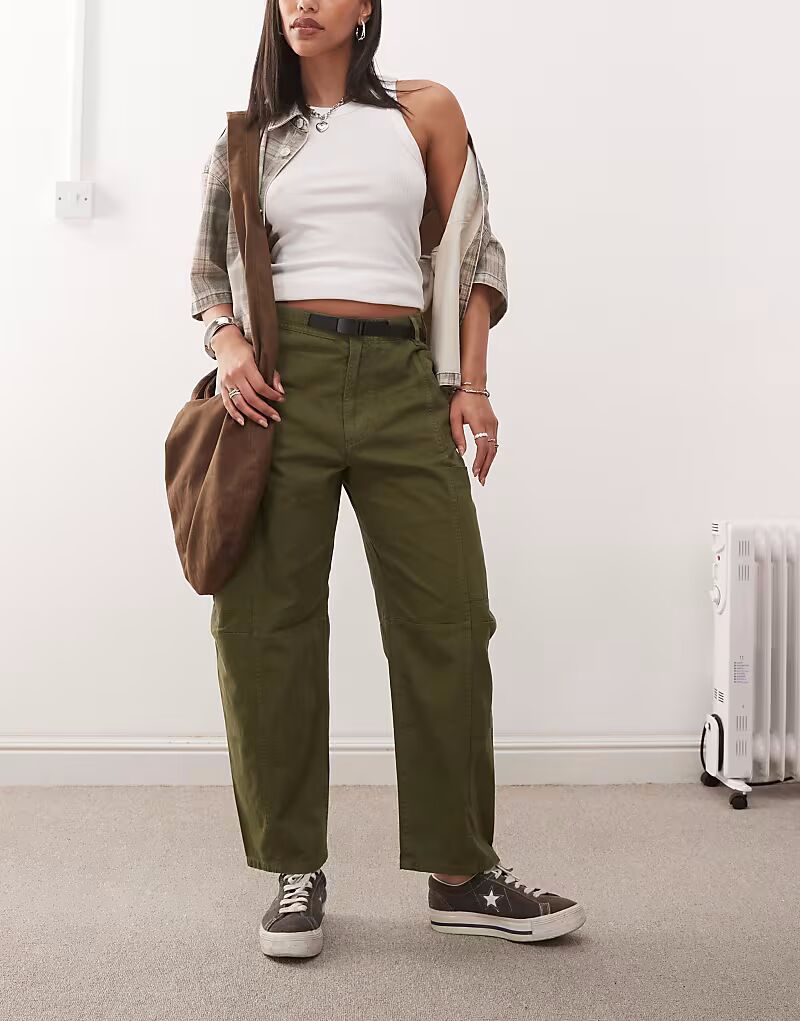 Брюки Gramicci Voyager в оливковом цвете
Брюки Gramicci Voyager в оливковом цвете