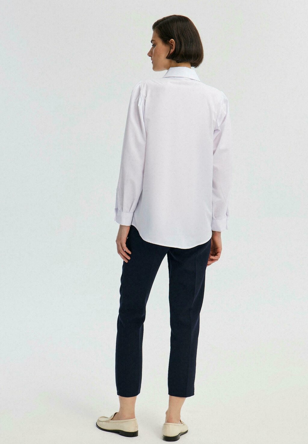 Рубашка WITH PLEATED SLEEVE Touché Privé, белый 
Рубашка WITH PLEATED SLEEVE Touché Privé, белый