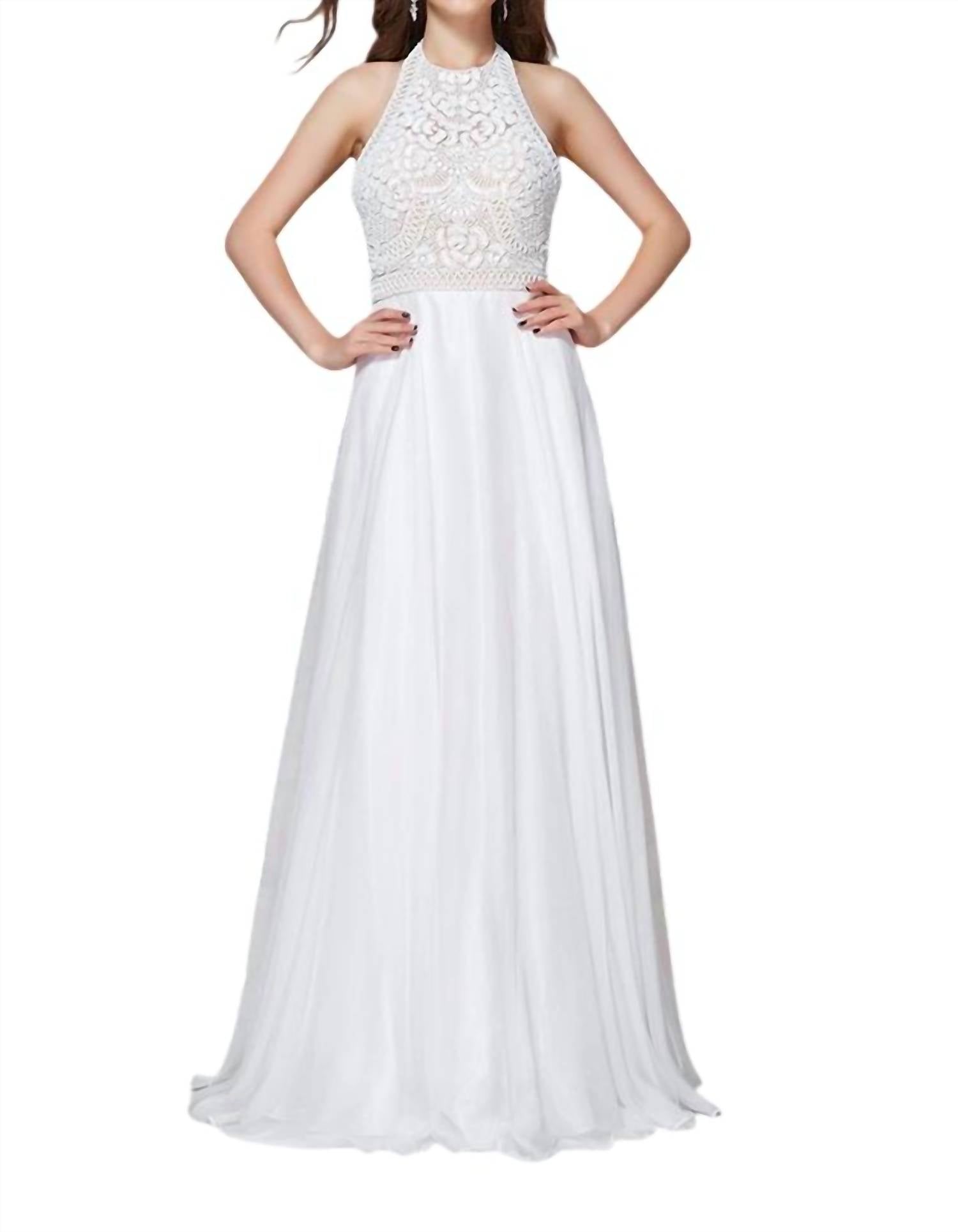 Платье для выпускного вечера из тюля цвета слоновой кости Angela & Alison
Платье для выпускного вечера из тюля цвета слоновой кости Angela & Alison