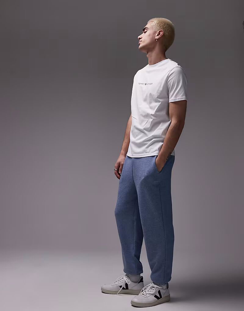 Джоггеры Tommy Hilfiger Lounge цвета синего вереска
Джоггеры Tommy Hilfiger Lounge цвета синего вереска