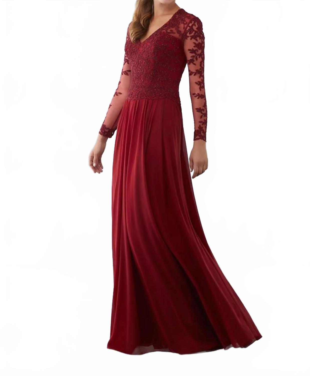 Бусированное кружево на сетке с эластичной основой длинное платье в цвете кларет MGNY, Claret
Бусированное кружево на сетке с эластичной основой длинное платье в цвете кларет MGNY, Claret