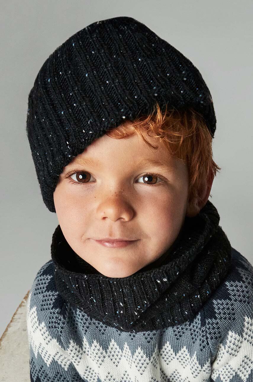 Комплект детской шапки и утеплителя для шеи Mayoral, зеленый
Комплект детской шапки и утеплителя для шеи Mayoral, зеленый