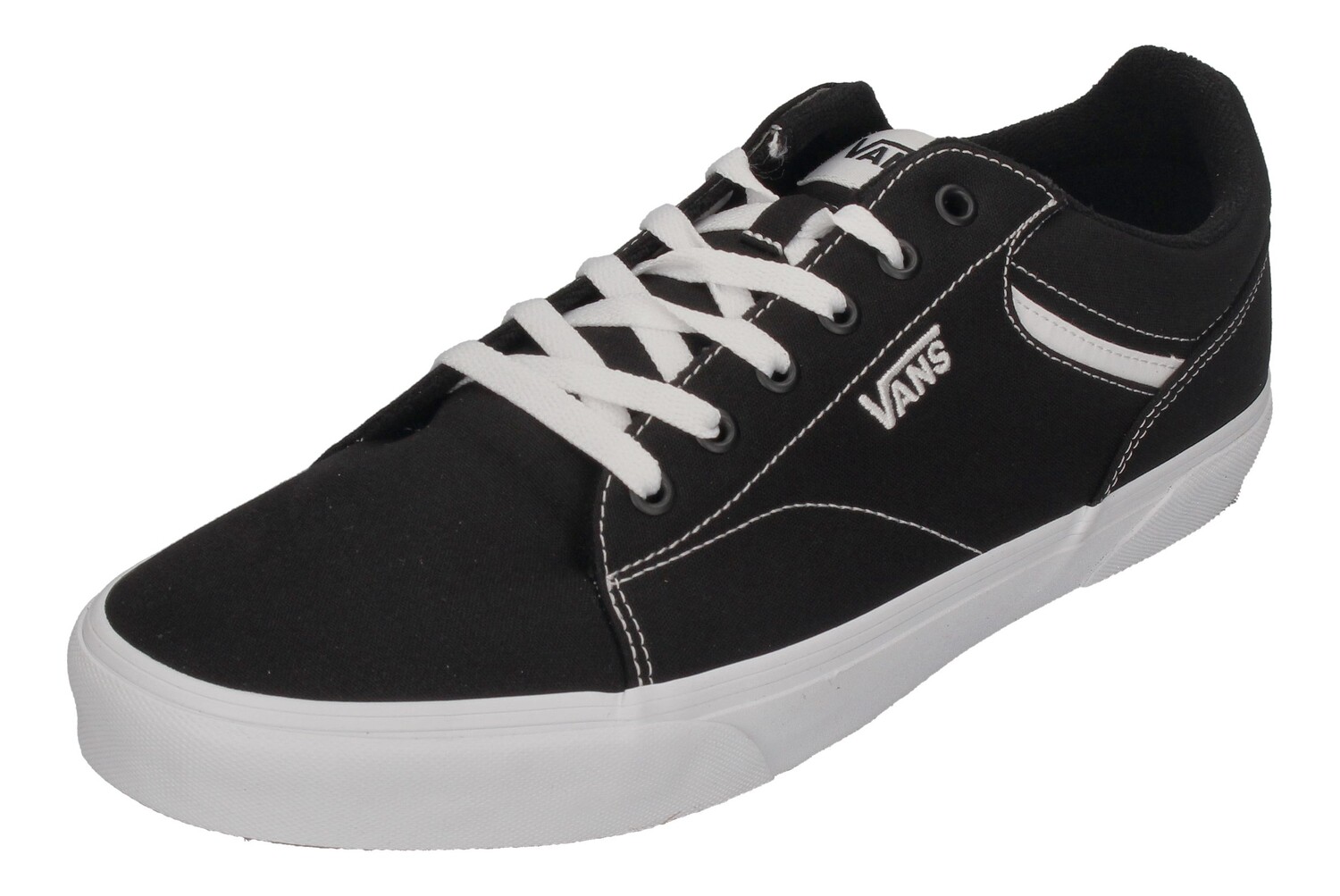 Низкие кроссовки Vans Low SELDAN Canvas, черный
Низкие кроссовки Vans Low SELDAN Canvas, черный