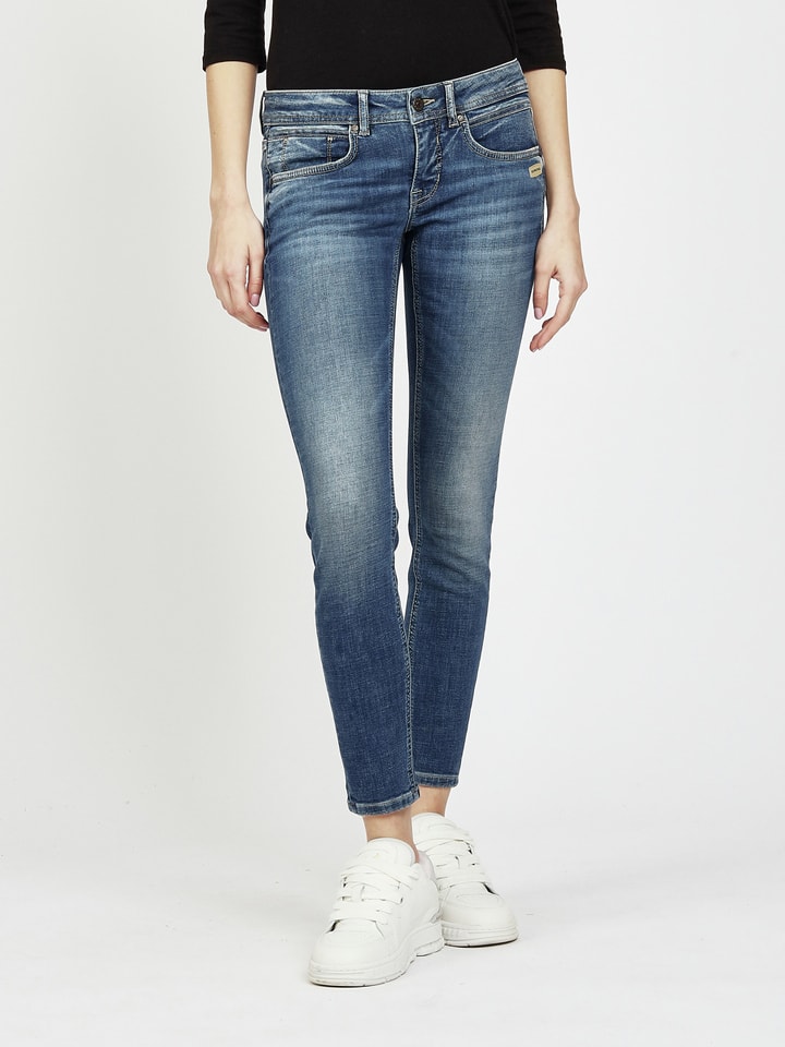 Джинсы облегающего кроя синего цвета GANG JEANS
Джинсы облегающего кроя синего цвета GANG JEANS