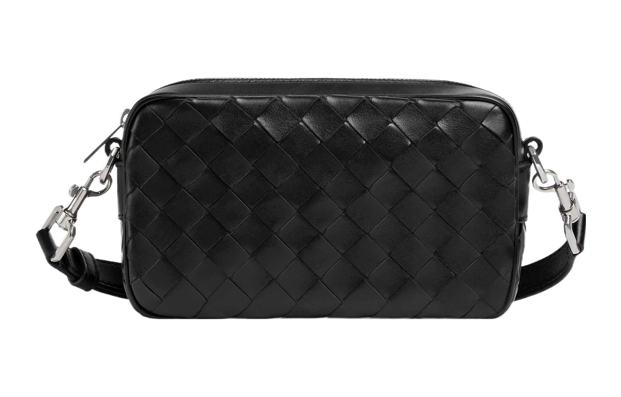 Intrecciato мини-камера-сумка Bottega Veneta, basic set (bag+dust bag)
Intrecciato мини-камера-сумка Bottega Veneta, basic set (bag+dust bag)