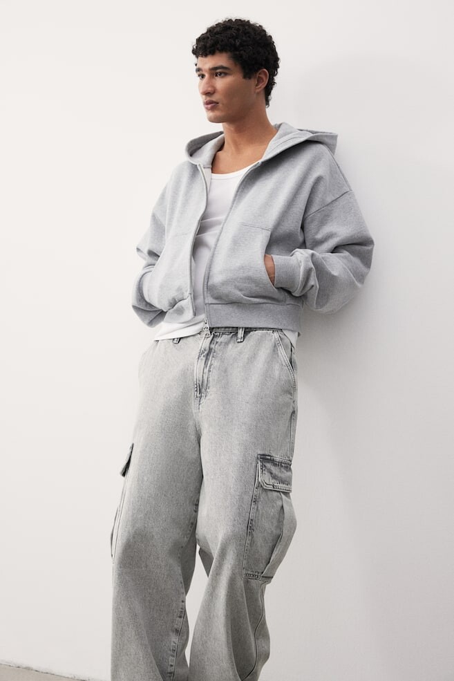 Свободные джинсы-карго H&M, серый 
Свободные джинсы-карго H&M, серый