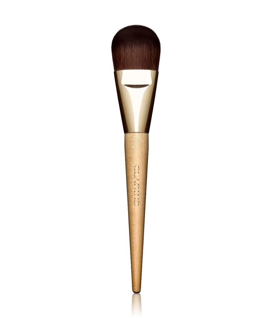 Кисть для нанесения тонального крема CLARINS Foundation Brush, 1 шт.
Кисть для нанесения тонального крема CLARINS Foundation Brush, 1 шт.