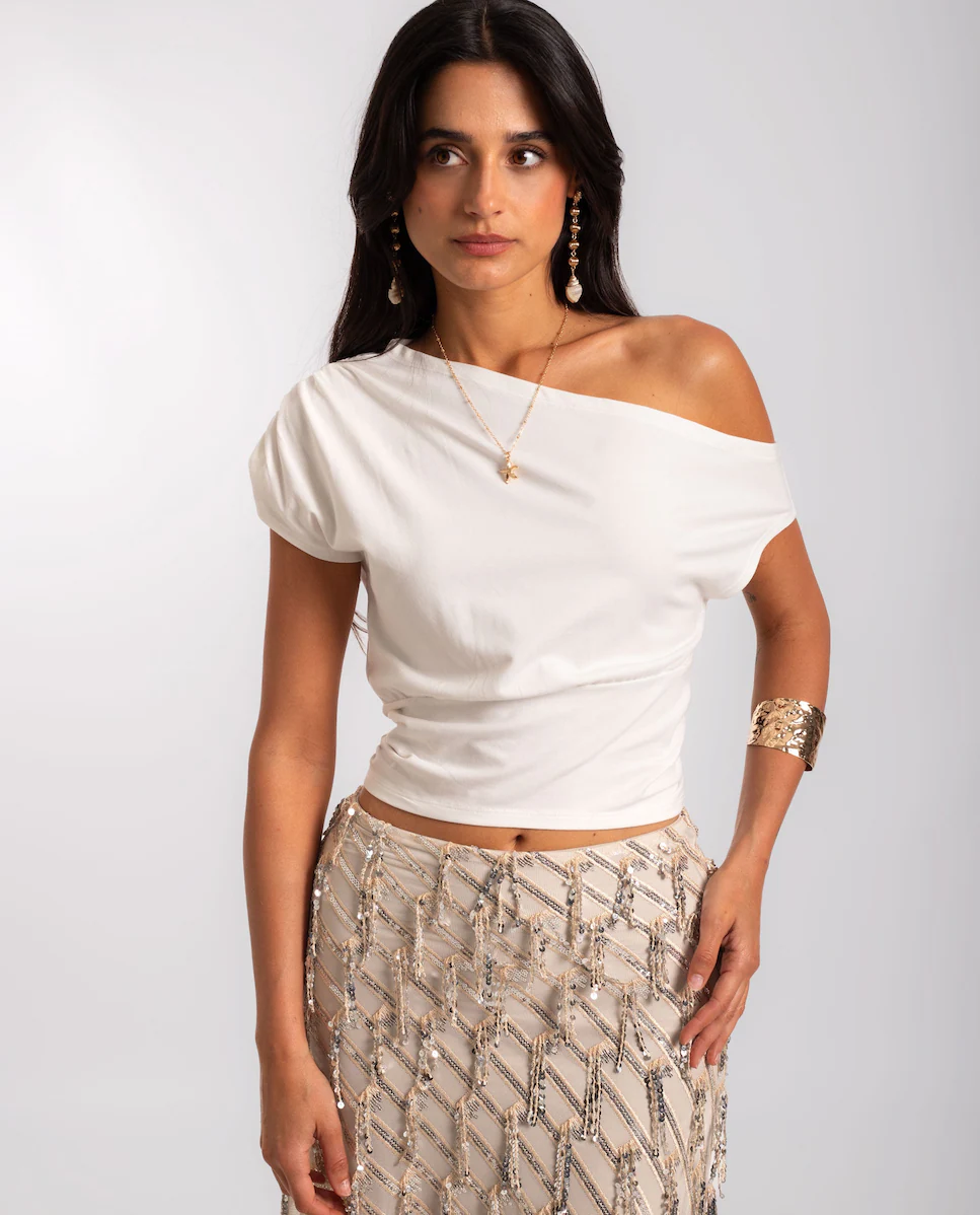 Женский топ асимметричного кроя с облегающим кроп-дизайном The-Are, белый
Женский топ асимметричного кроя с облегающим кроп-дизайном The-Are, белый