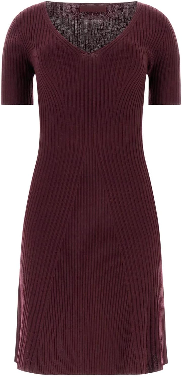 Женское бесшовное платье-свитер Guess Eco с короткими рукавами Mae, Regal Plum
Женское бесшовное платье-свитер Guess Eco с короткими рукавами Mae, Regal Plum