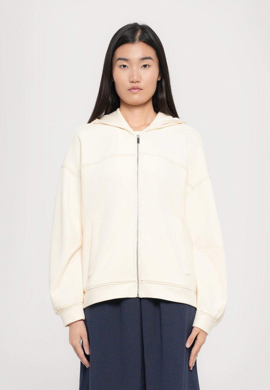 Толстовка MM by MaxMara YALE, Avorio/Grey
Толстовка MM by MaxMara YALE, Avorio/Grey