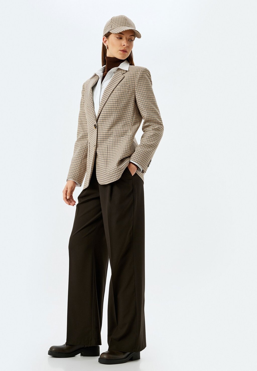 Брюки WIDE LEG Koton, коричневый
Брюки WIDE LEG Koton, коричневый