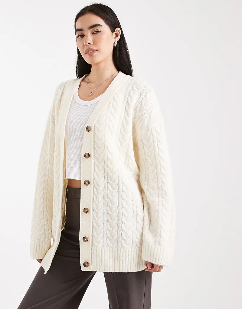 Свободный удлиненный кардиган Miss Selfridge кремового цвета с косами
Свободный удлиненный кардиган Miss Selfridge кремового цвета с косами