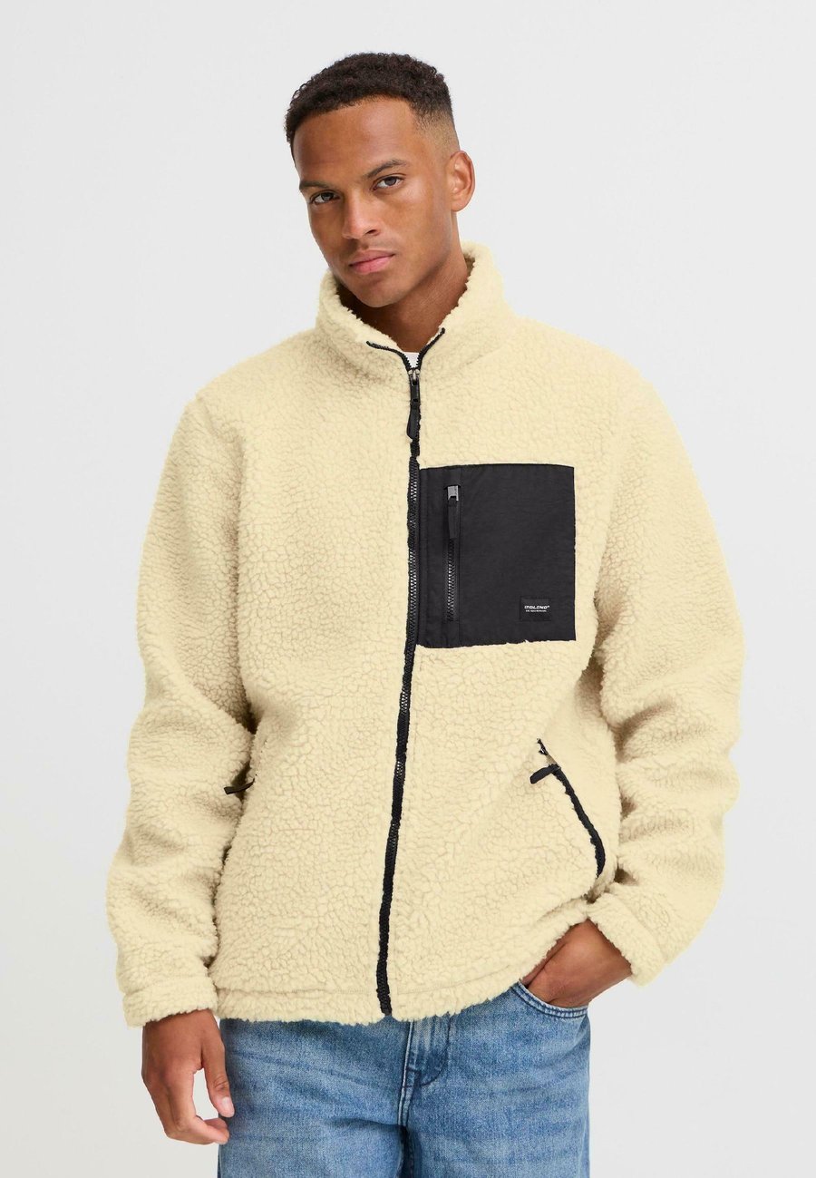 Флисовая куртка Blend BHTOTTI TEDDY, Oatmeal/Mottled Beige
Флисовая куртка Blend BHTOTTI TEDDY, Oatmeal/Mottled Beige