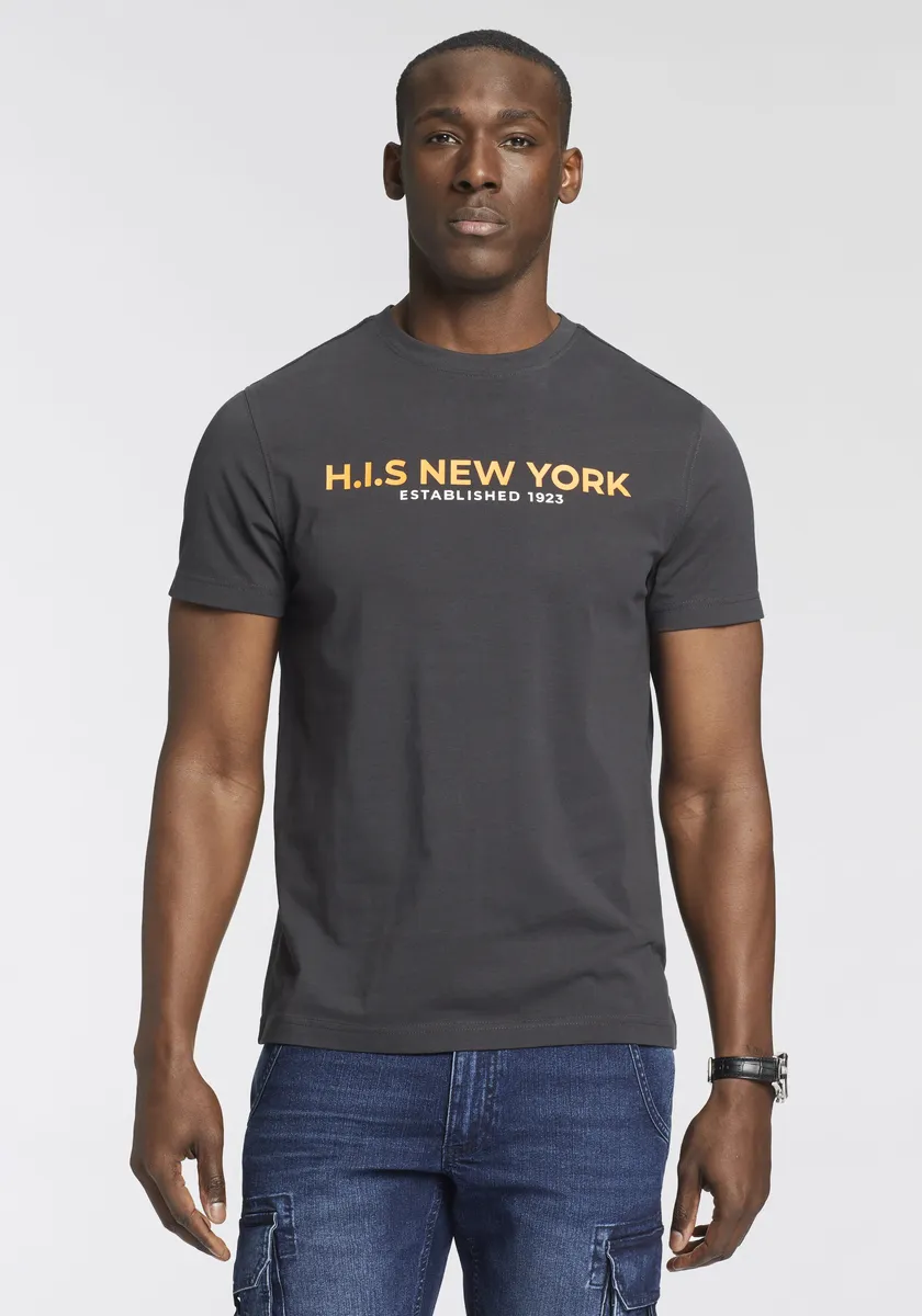 Футболка H.I.S с большим принтом спереди, антрацит 
Футболка H.I.S с большим принтом спереди, антрацит