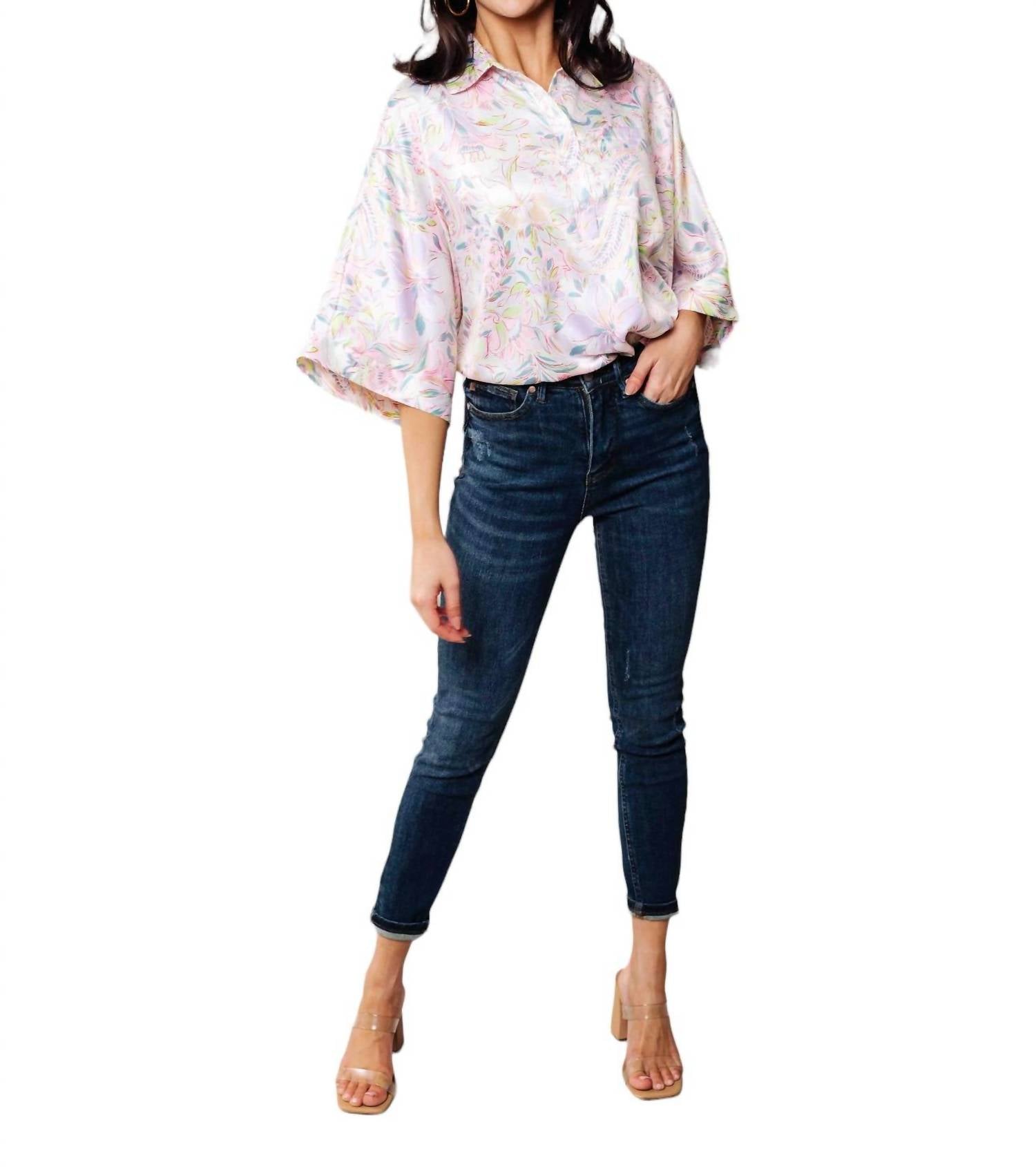 Блуза Blissful Botanicals розового цвета Emily Wonder
Блуза Blissful Botanicals розового цвета Emily Wonder