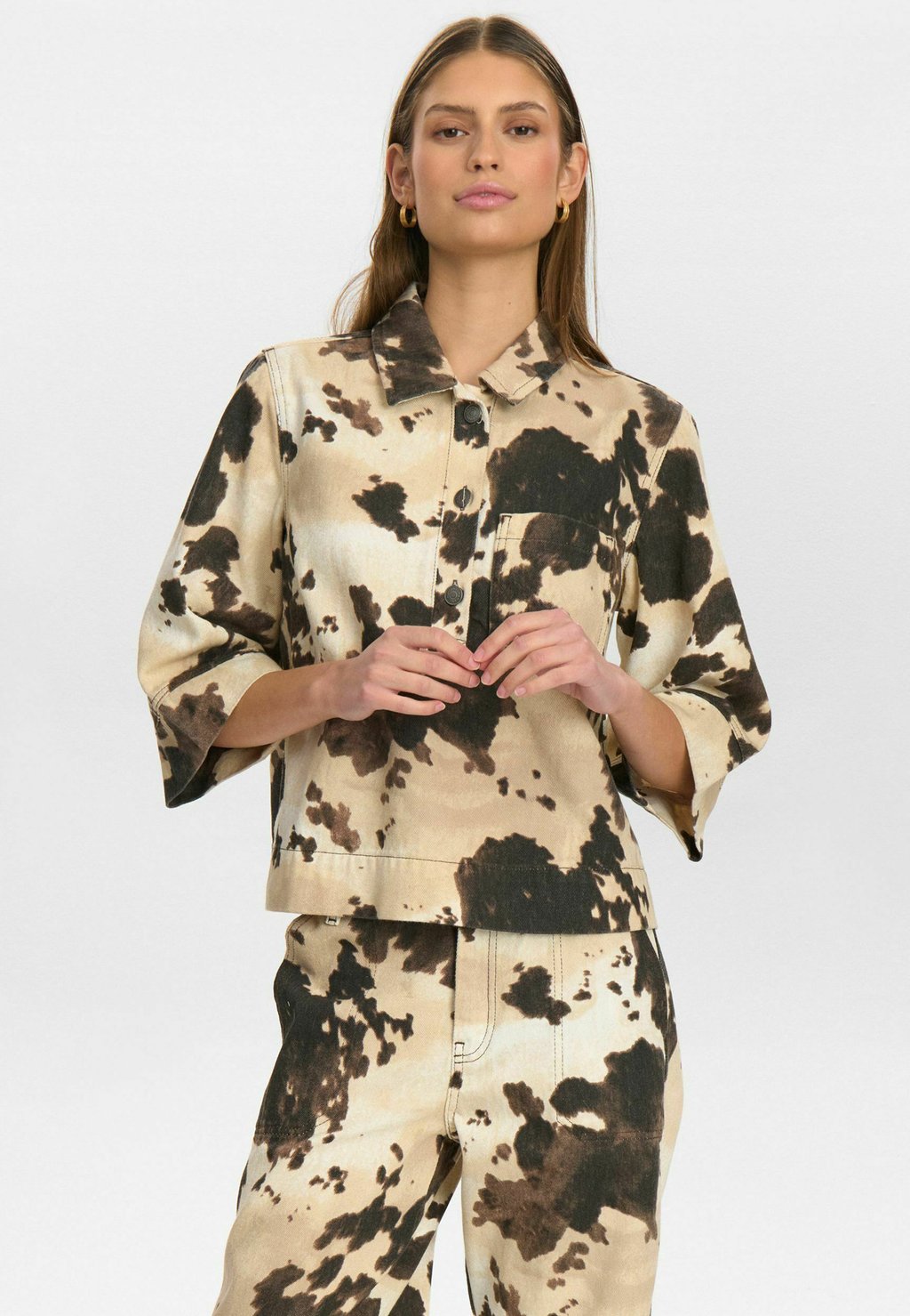 Блузка на пуговицах Nümph, коричневый
Блузка на пуговицах Nümph, коричневый