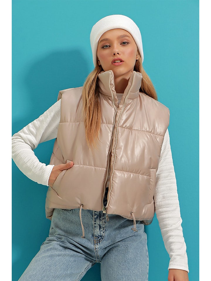 Жилет Trend Alacati, бежевый
Жилет Trend Alacati, бежевый