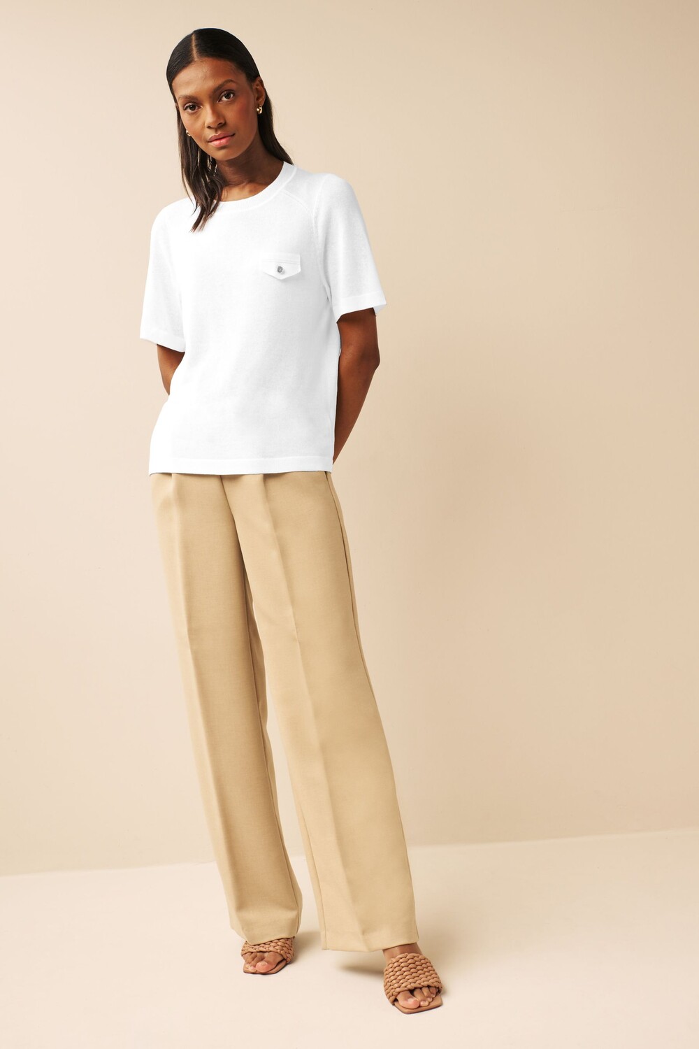 Практичная трикотажная футболка с карманом Next, белый
Практичная трикотажная футболка с карманом Next, белый