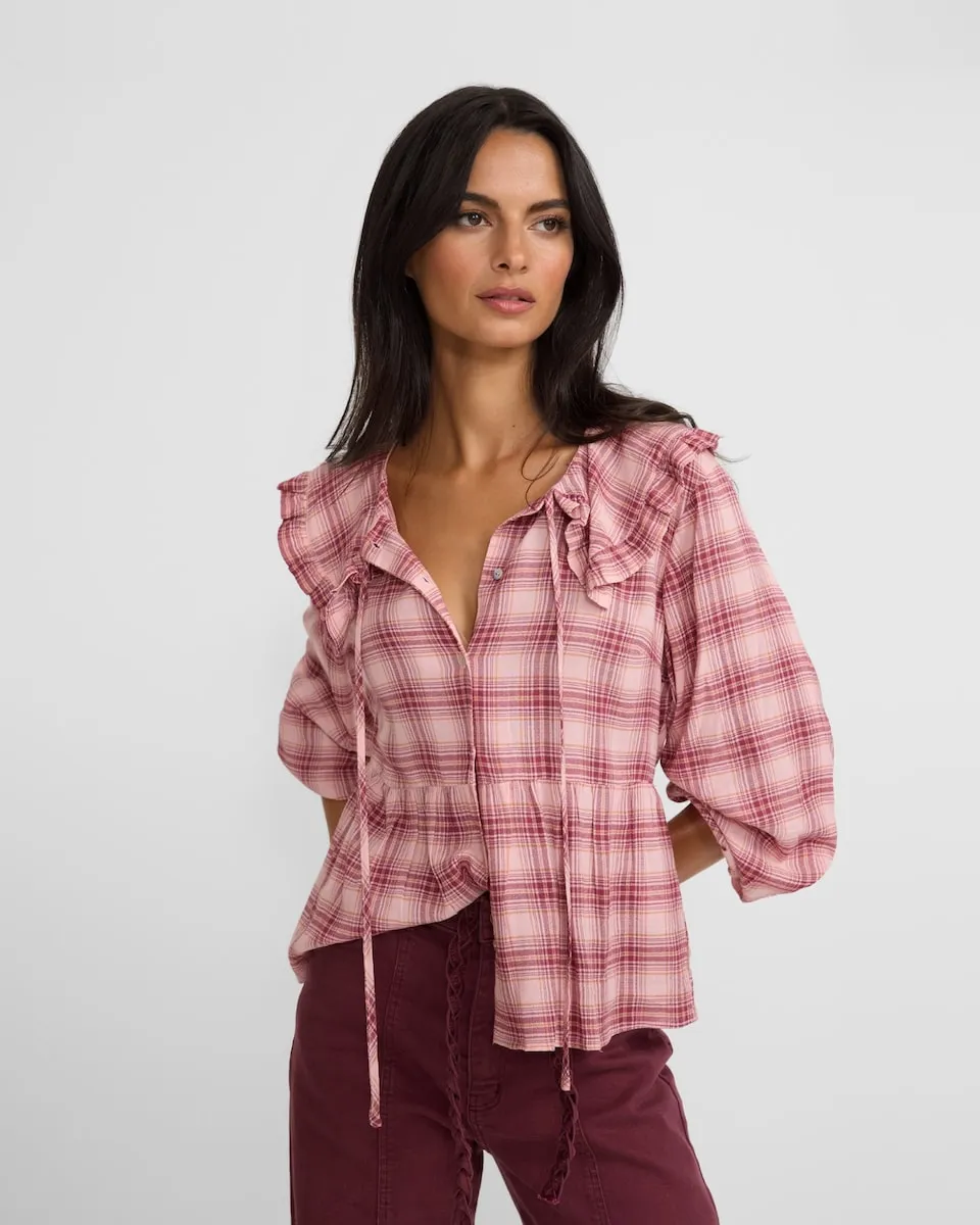 Женская блузка с воротником-стойкой в розовую клетку Silbon
Женская блузка с воротником-стойкой в розовую клетку Silbon