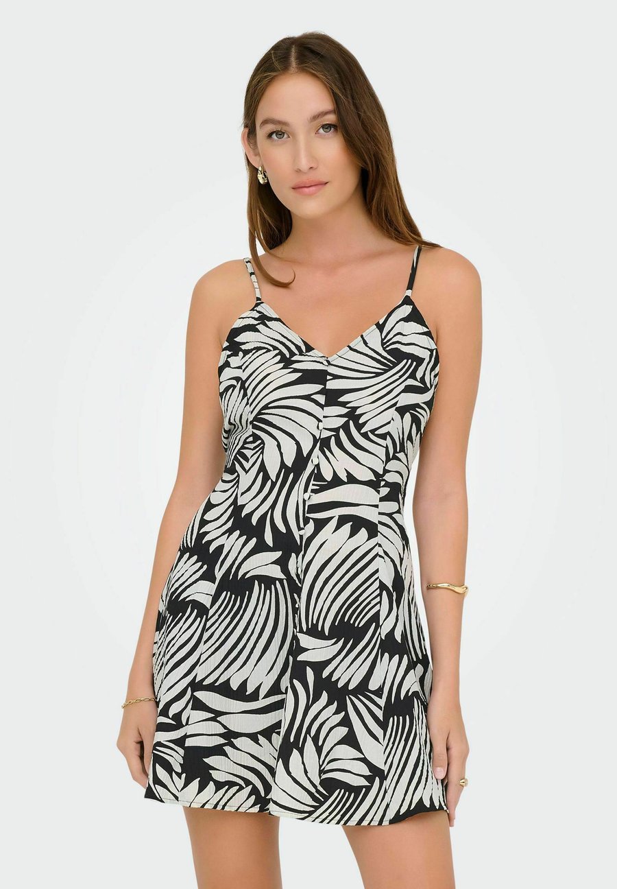 Платье ONLY ONLKASINA STRAP SHORT, Birch/White
Платье ONLY ONLKASINA STRAP SHORT, Birch/White