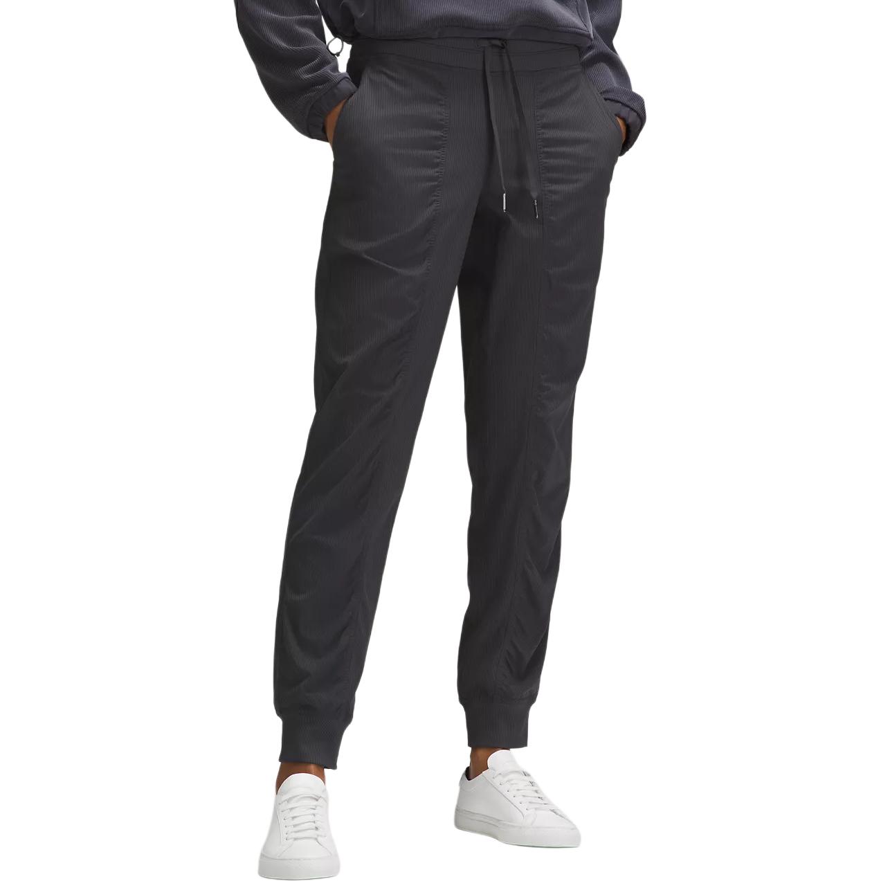 Танцевальные брюки для студии женские Lululemon, графит
Танцевальные брюки для студии женские Lululemon, графит