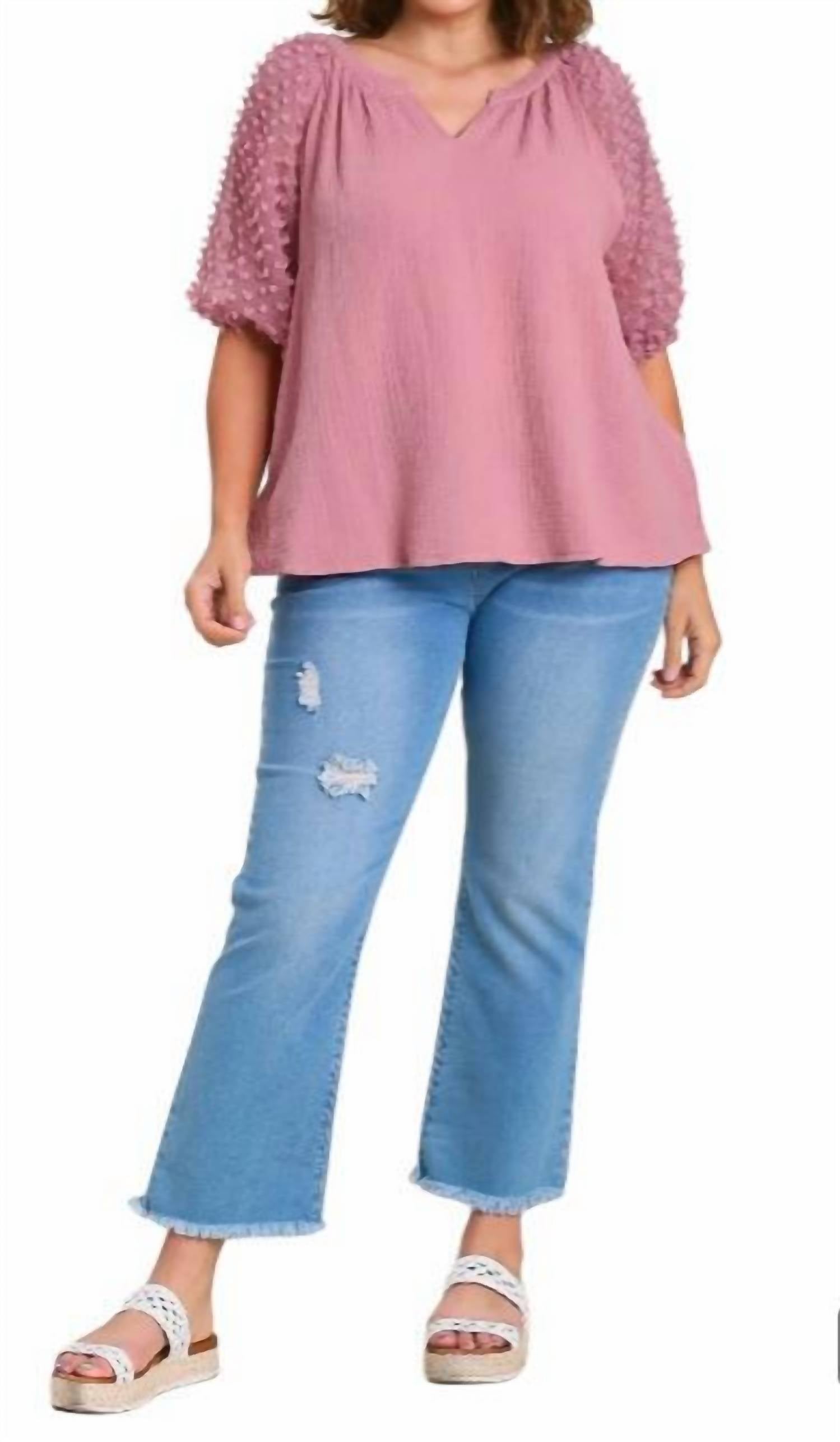 Блузка с цветочной аппликацией в лиловом цвете umgee
Блузка с цветочной аппликацией в лиловом цвете umgee