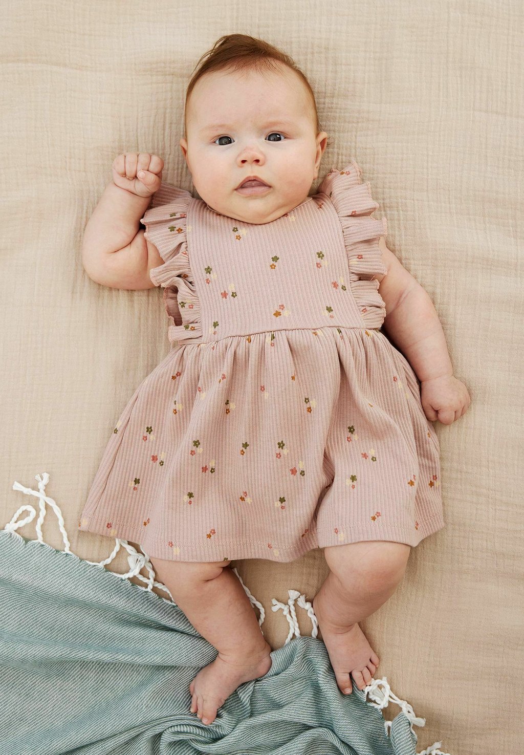 Повседневное платье The New Siblings, светло-красный
Повседневное платье The New Siblings, светло-красный