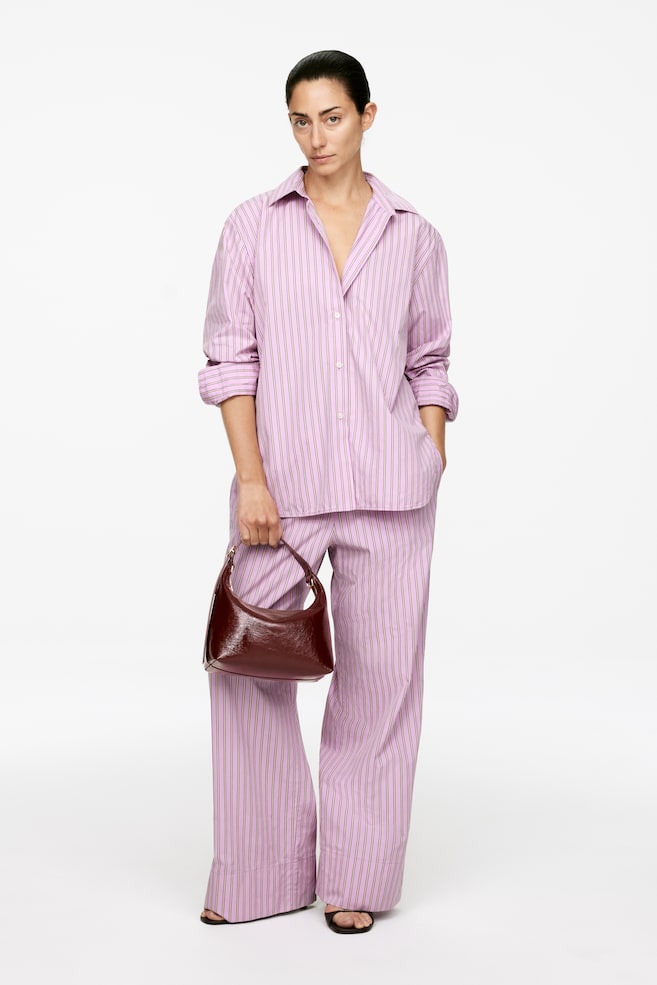 Кожаная сумка квадратной формы Arket, красный
Кожаная сумка квадратной формы Arket, красный