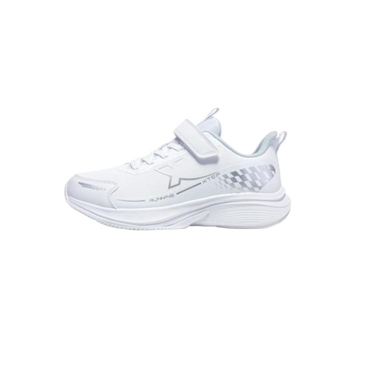 Детские кроссовки с низким верхом для подростков XTEP, белый
Детские кроссовки с низким верхом для подростков XTEP, белый