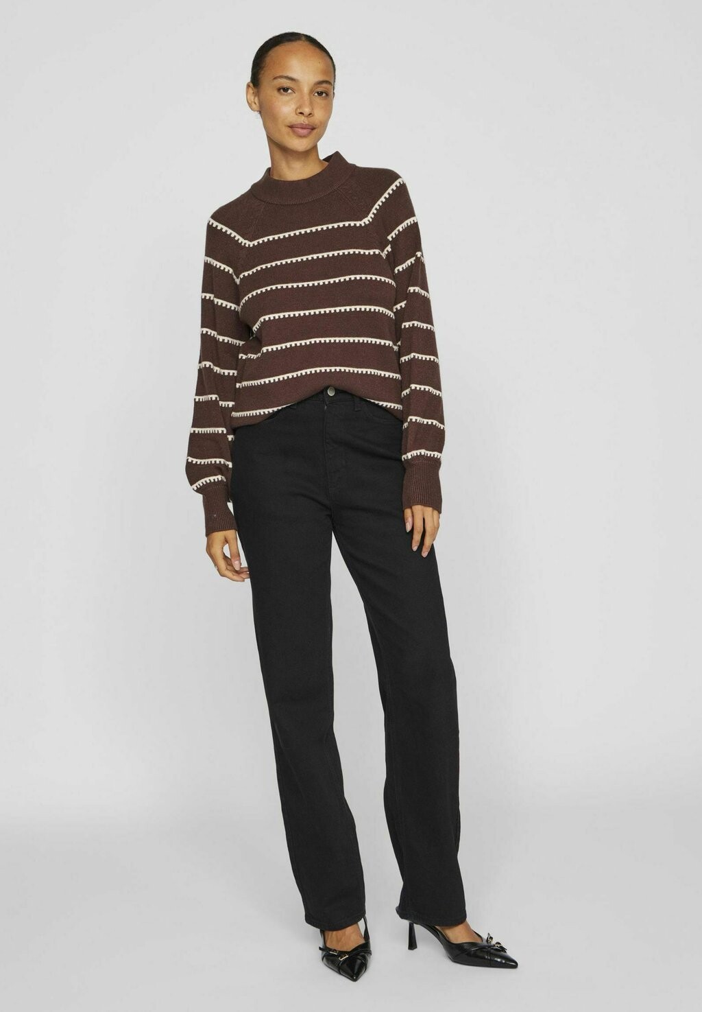 Джемпер VILA, темно-коричневый
Джемпер VILA, темно-коричневый