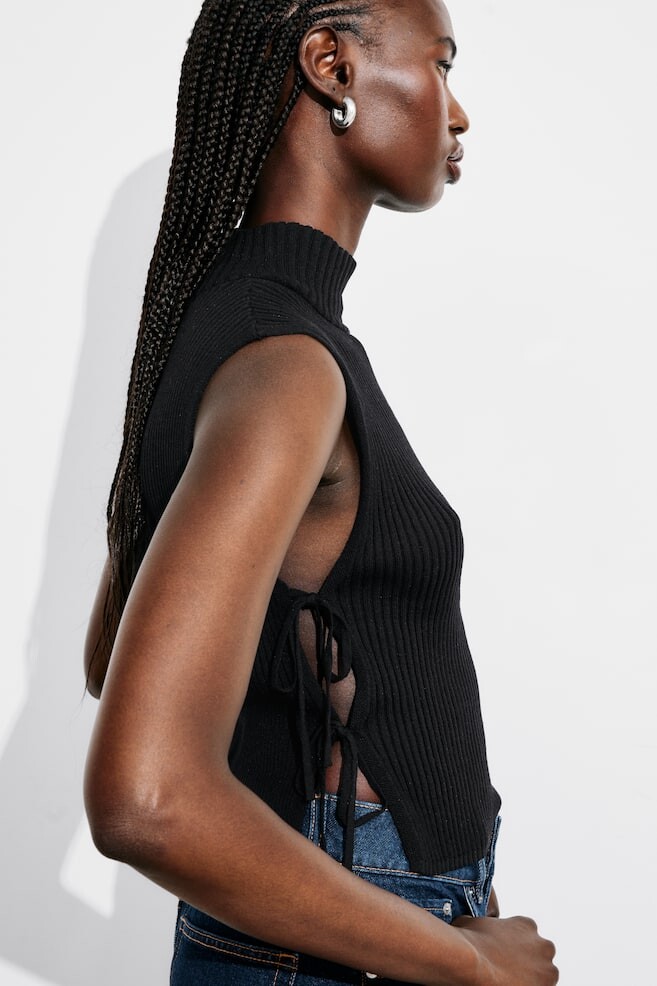 Полупрозрачный жилет свитер с воротником & Other Stories, черный
Полупрозрачный жилет свитер с воротником & Other Stories, черный