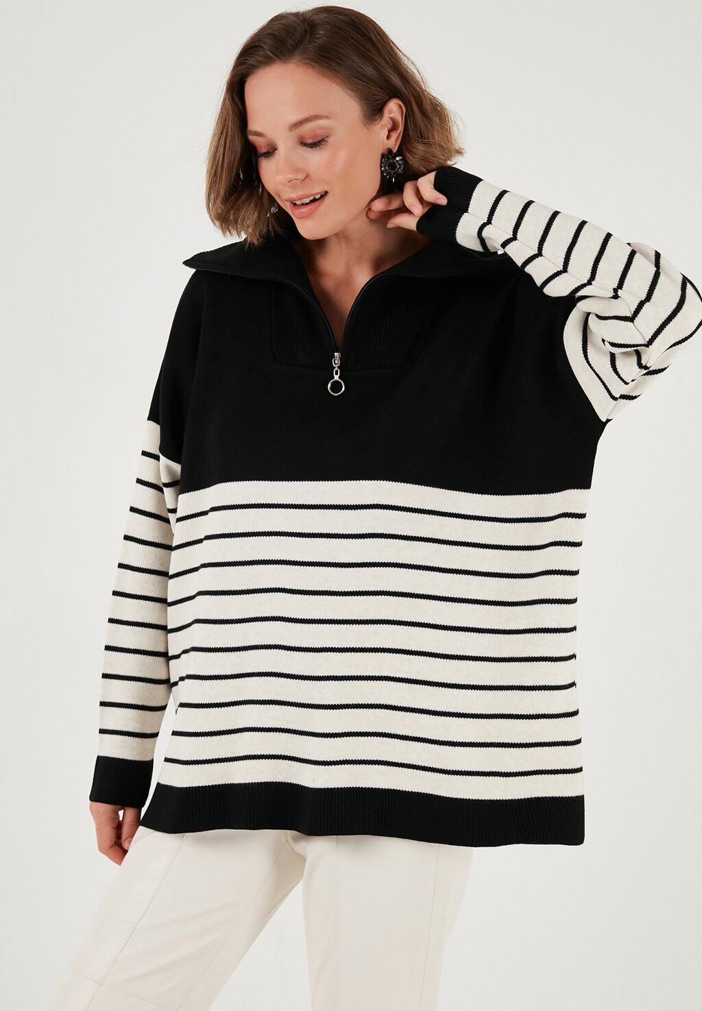 Джемпер LELA, черный
Джемпер LELA, черный