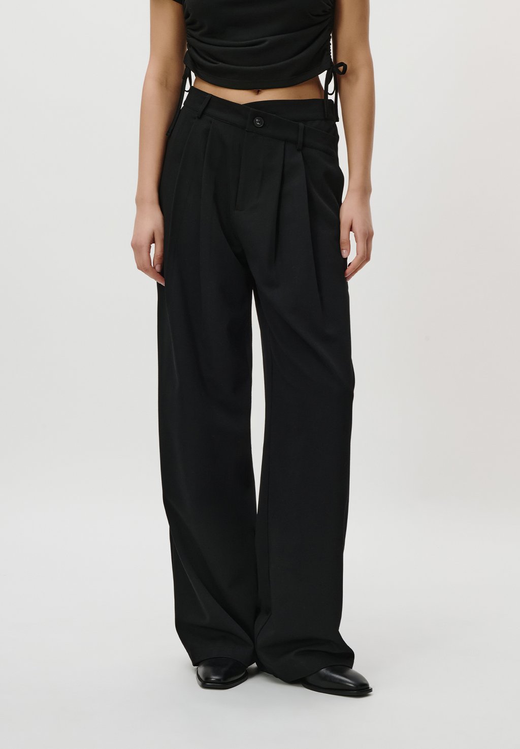 Брюки SVEA PANTS LeGer by Lena Gercke, черный
Брюки SVEA PANTS LeGer by Lena Gercke, черный