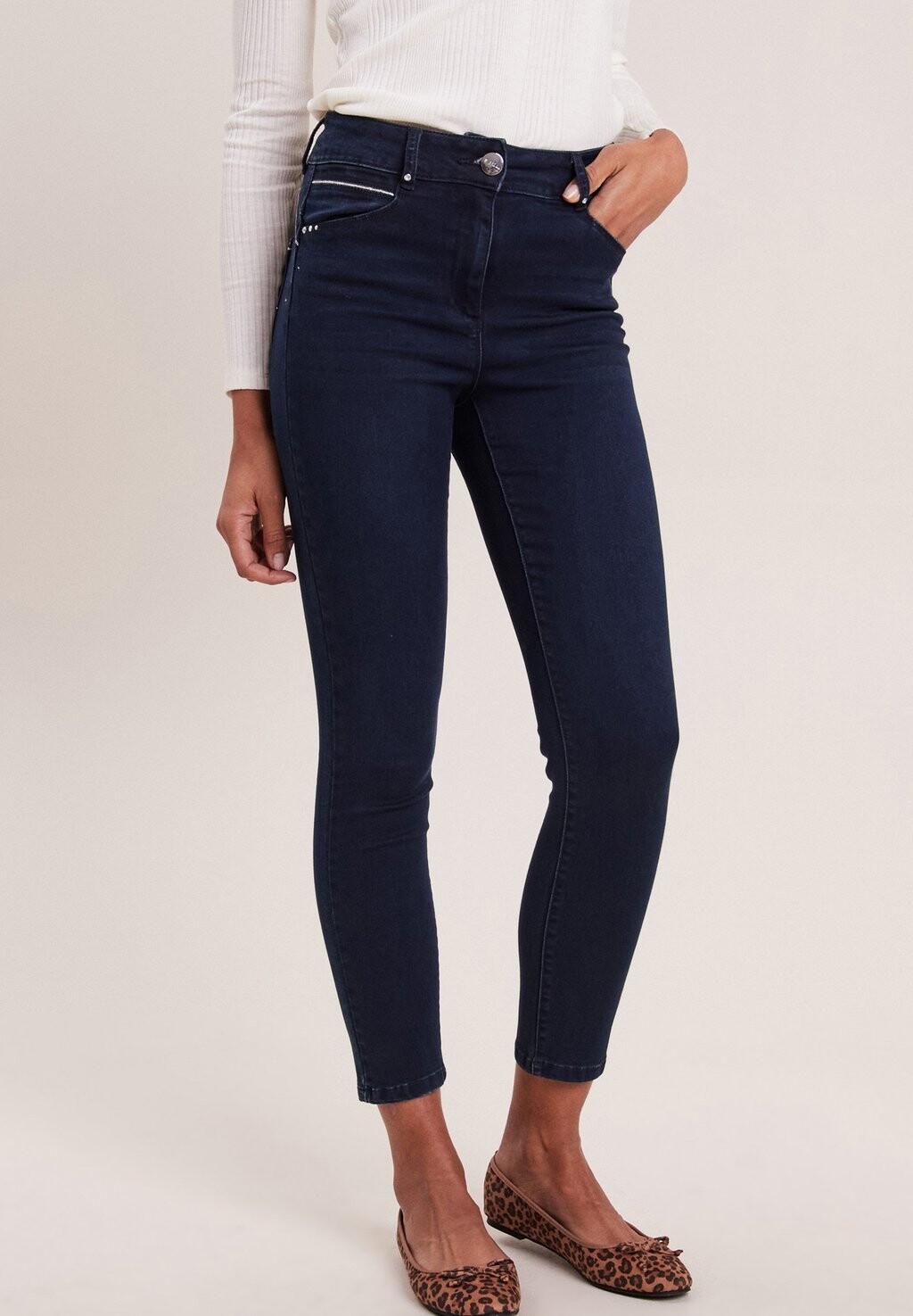 Джинсы скинни ENG ANLIEGENDE MIT HOHER TAILLE Breal, синий деним
Джинсы скинни ENG ANLIEGENDE MIT HOHER TAILLE Breal, синий деним