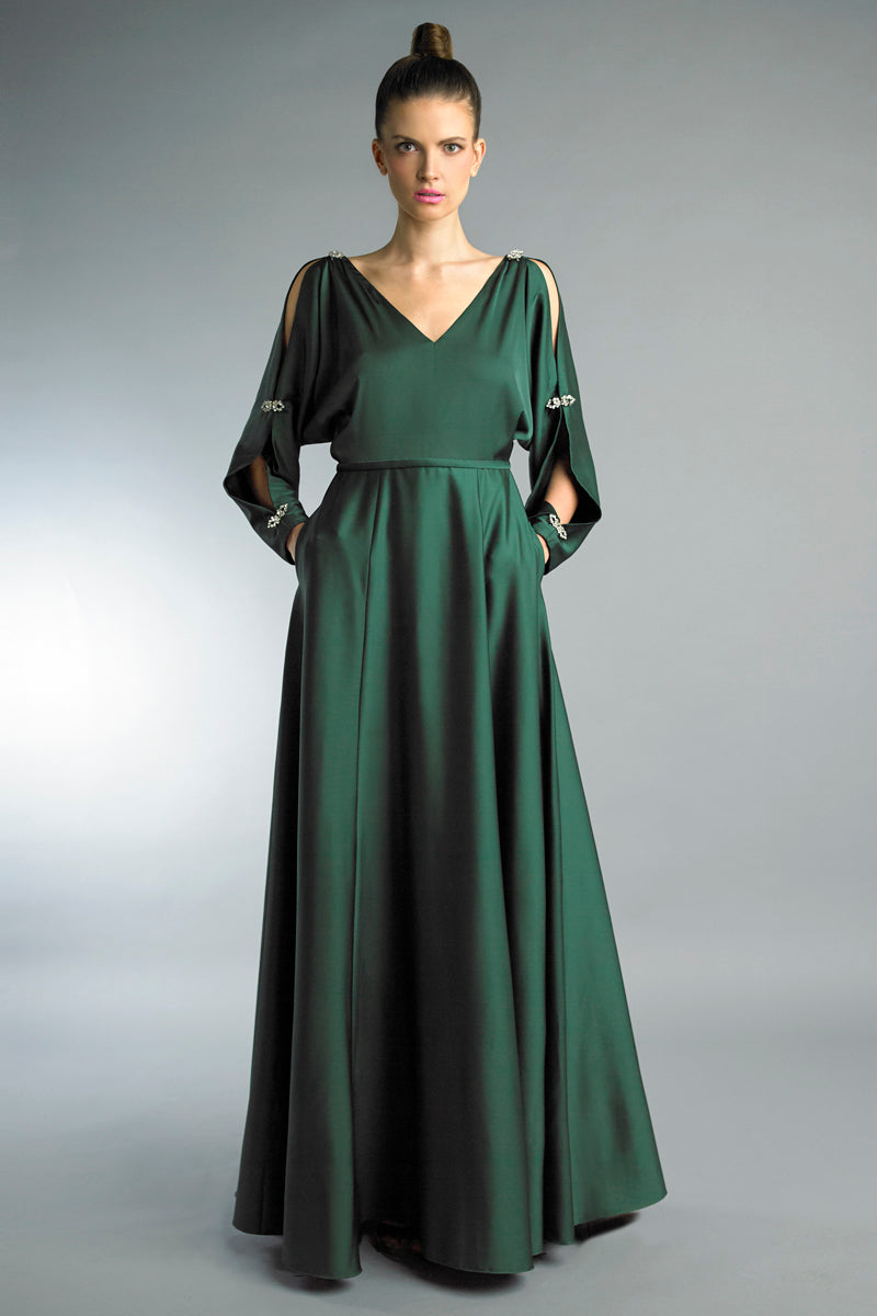 Разрезной рукав, украшенный стразами Basix Black Label, зеленый
Разрезной рукав, украшенный стразами Basix Black Label, зеленый