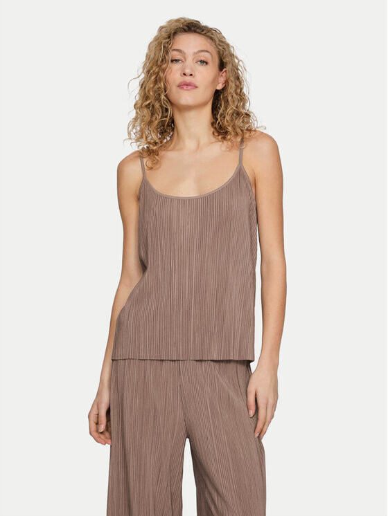 Топ Vila, коричневый
Топ Vila, коричневый