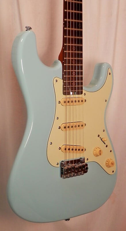 Электрогитара Schecter Nick Johnston Traditional Atomic Frost Model # 367
Электрогитара Schecter Nick Johnston Traditional Atomic Frost Model # 367