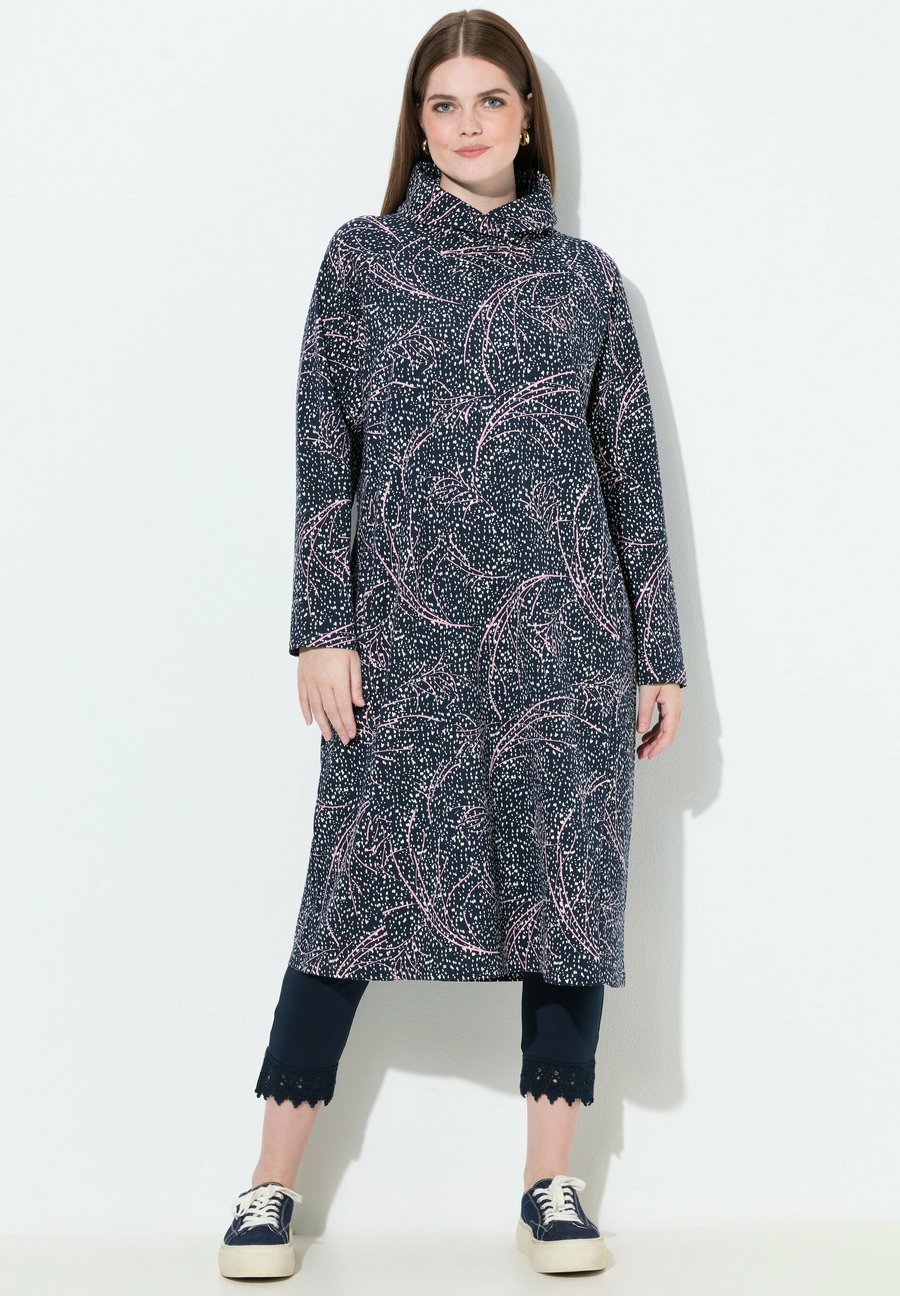 Платье Ulla Popken Day dress, Marine/Dark Blue
Платье Ulla Popken Day dress, Marine/Dark Blue