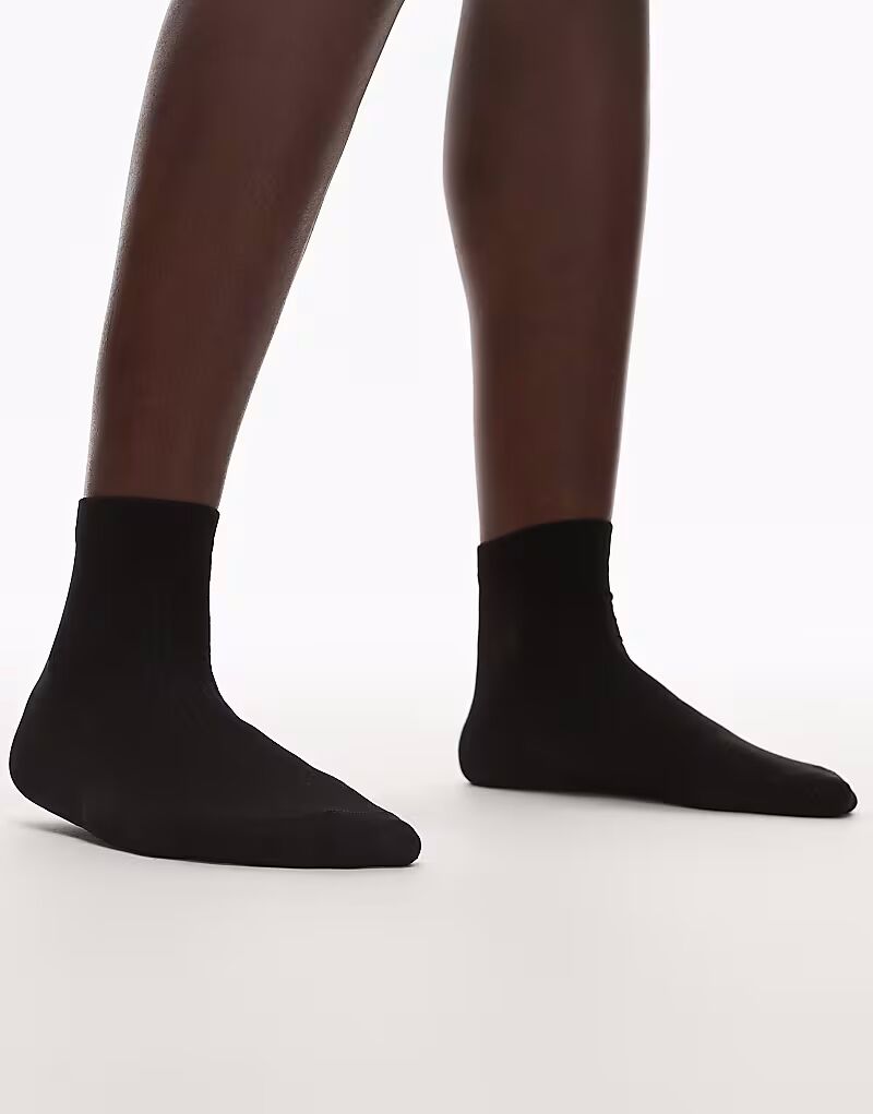 Прозрачные ребристые носки Topshop черного цвета
Прозрачные ребристые носки Topshop черного цвета