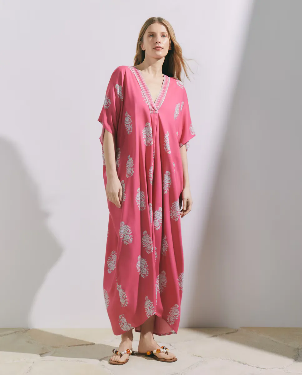 Женский кафтан с балдахинчиком Stella Rittwagen, коралловый
Женский кафтан с балдахинчиком Stella Rittwagen, коралловый