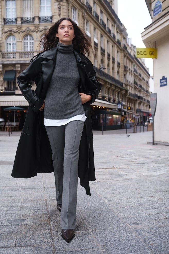 Элегантные расклешенные брюки H&M, серый
Элегантные расклешенные брюки H&M, серый