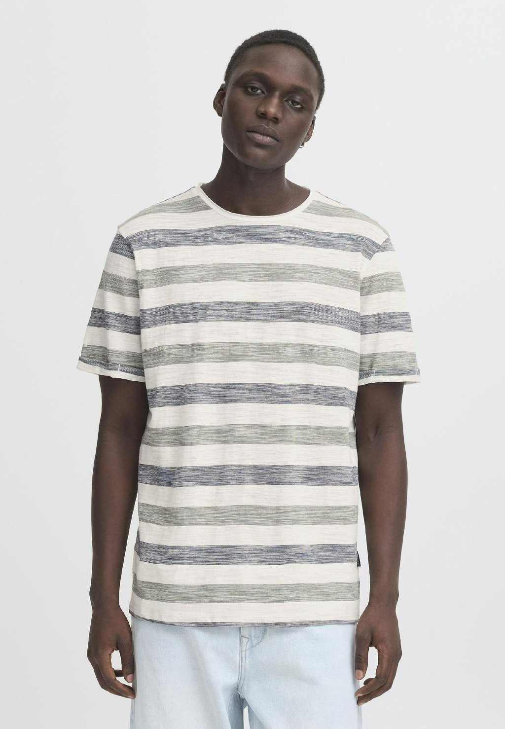 Базовая футболка BHJELANI Blend, бежевый
Базовая футболка BHJELANI Blend, бежевый